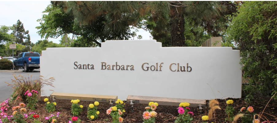 Golf club entrance